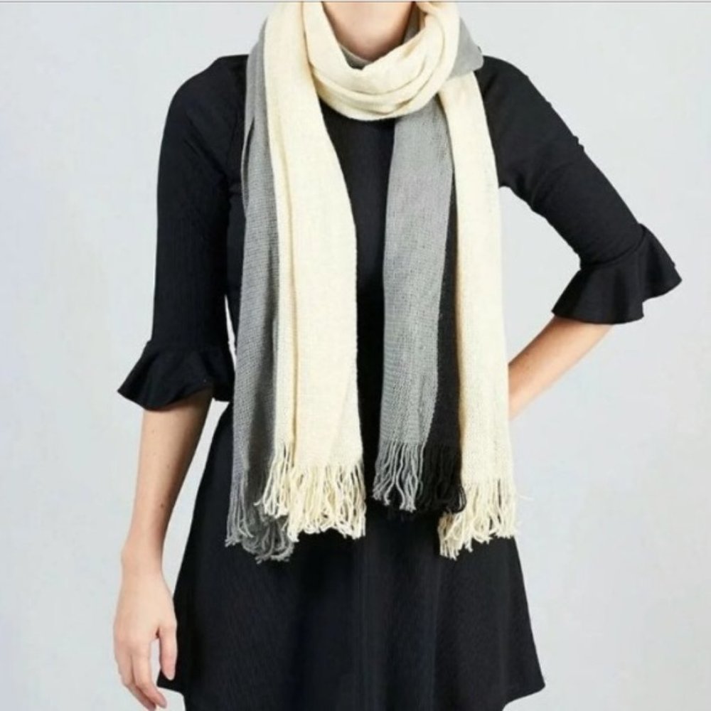 Donni Sweater Trio Scarf Black, White & Gray - OS